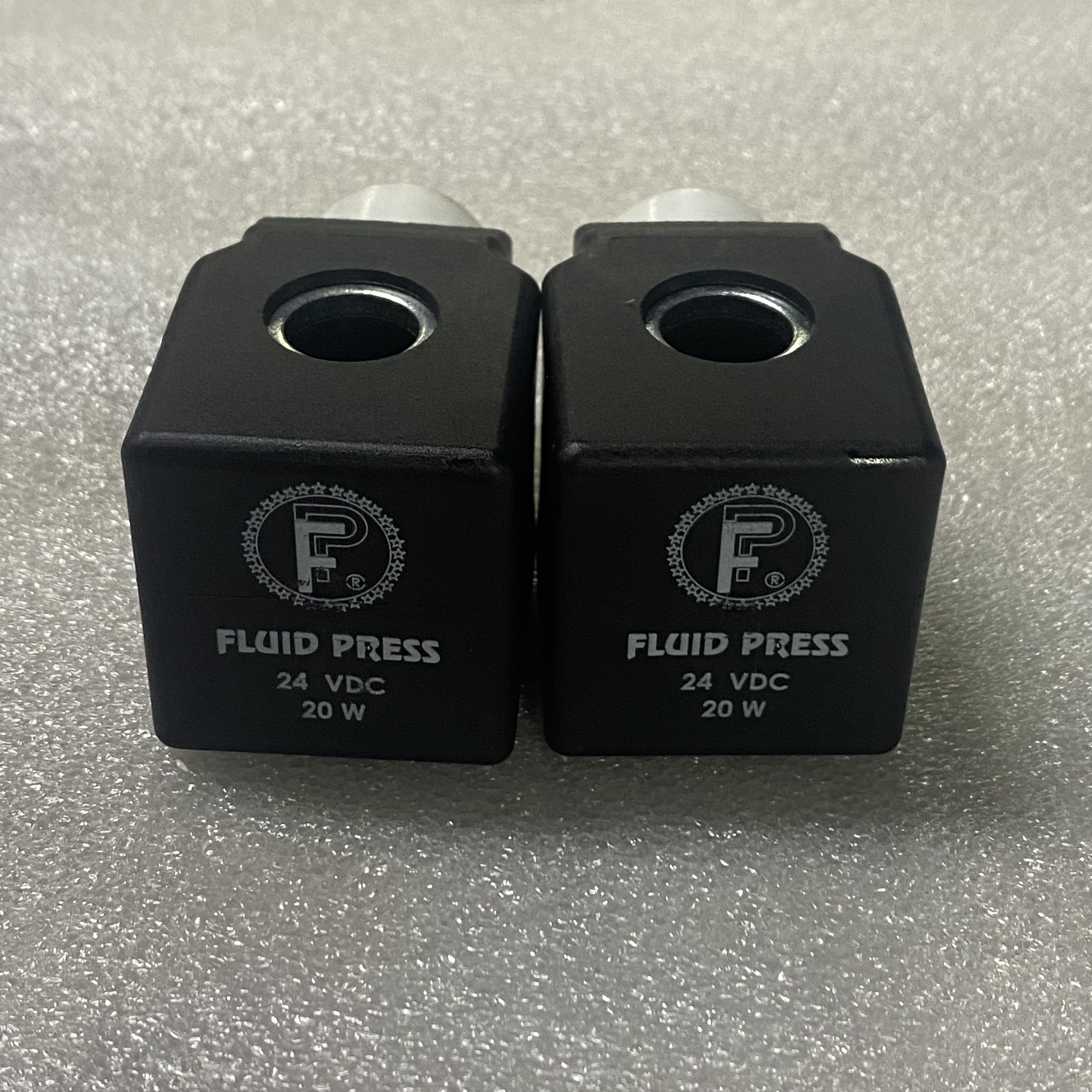 Black Square Coil Fluid Press 24VDC National Standard Certified Sany Zoomlion Putzmeister Concrete Pump Parts
