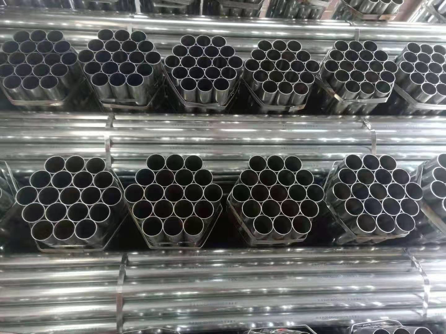 Chromium 10% Stainless Steel Seamless Pipe For Petrochemical