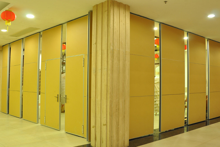 Hotel Acoustic Rolling Operable Partition Walls With Sliding Door