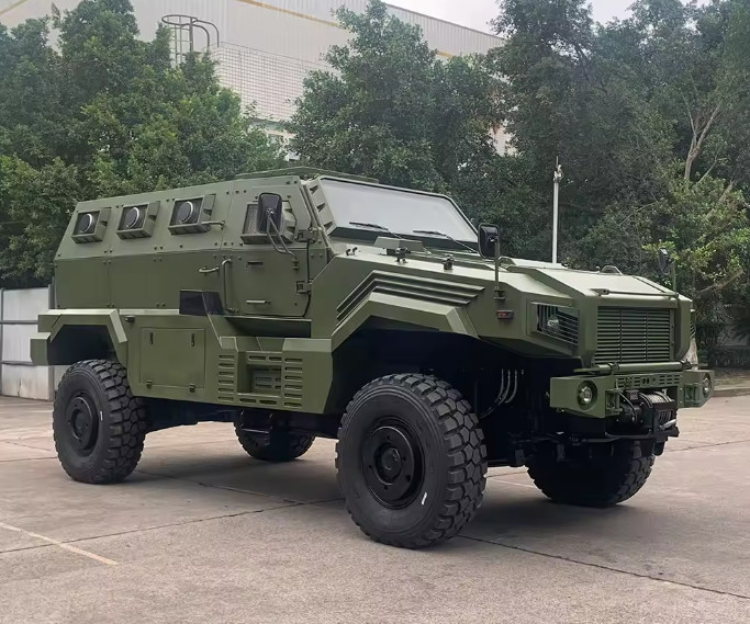 Get the Military Armoured Vehicles with 11500kg Curb Weight and 7100mm LWH at CXXM