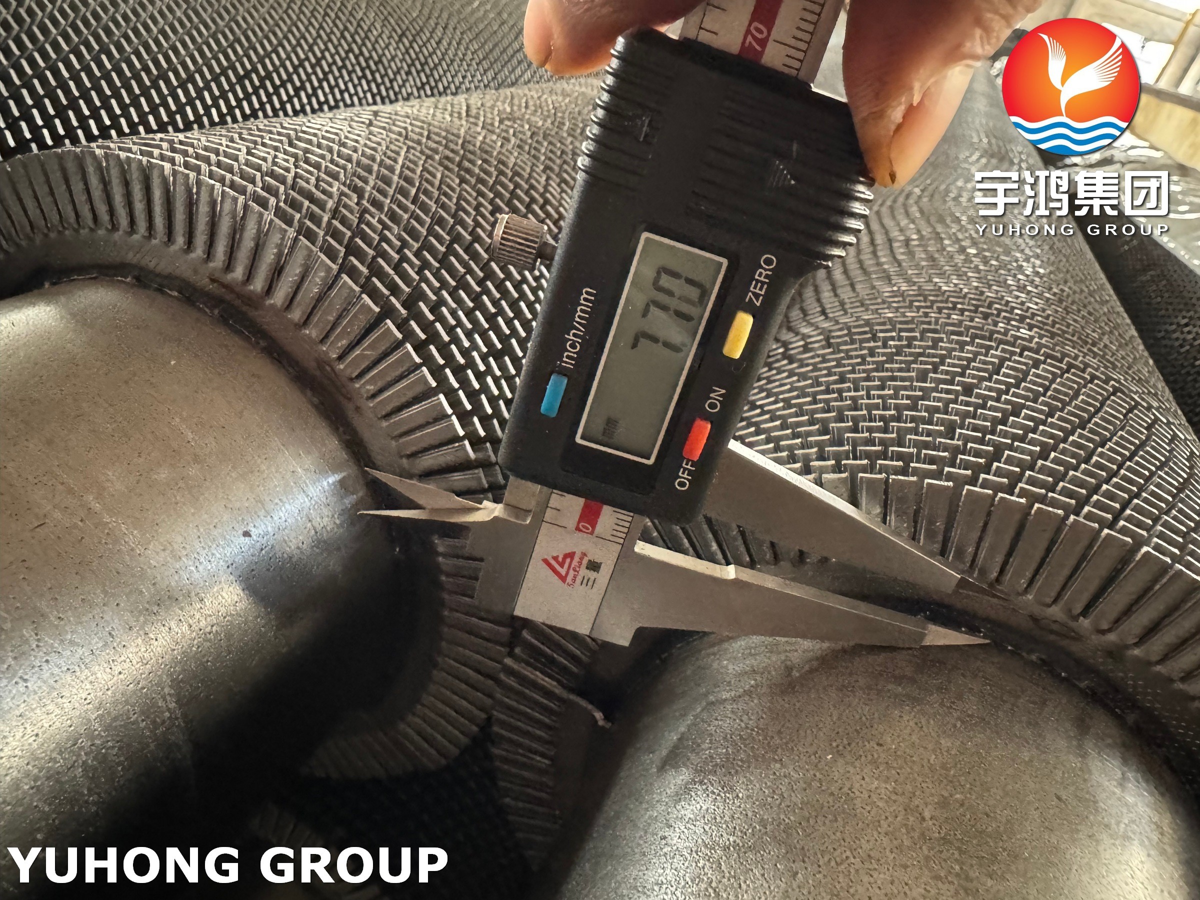 High Frequency Welded Helical Serrated Welding Pipe Fin Tubes HFW