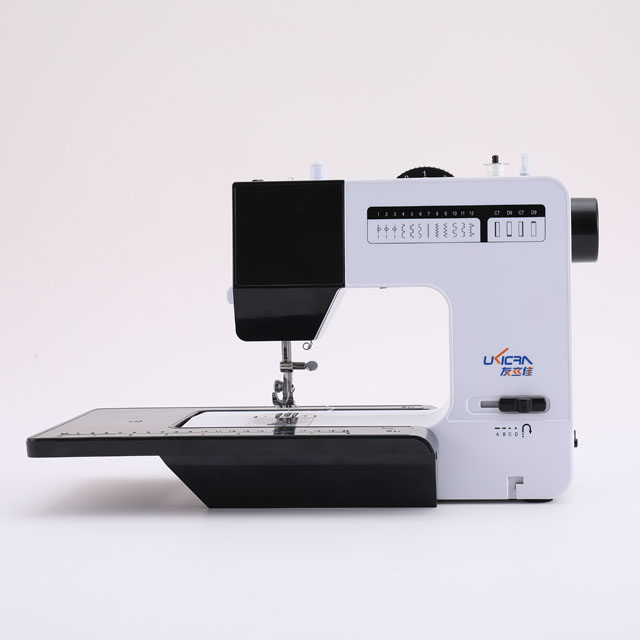 Easy to Operate Domestic Sewing and Overlocking Machine with Main Material ABS Metal