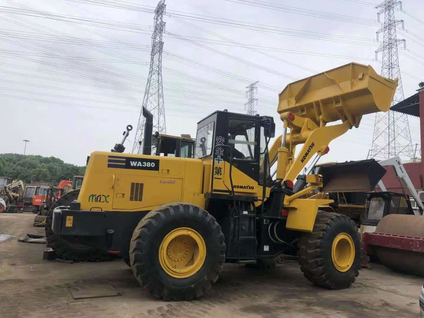 168000N Digging Force 16T Komatsu WA380 Wheel Loader