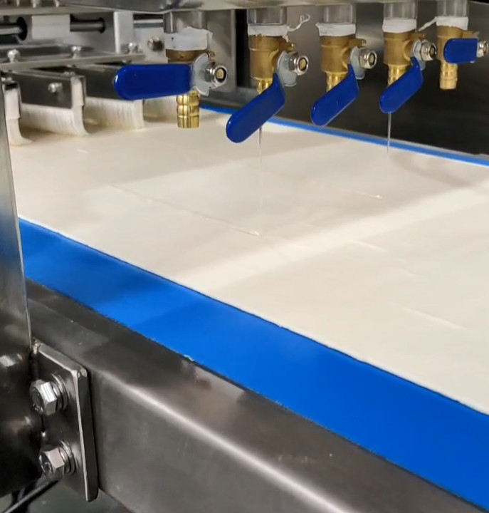 Automated Rollini Chinese Meat Pie Production Line Strudel Meat Pie Making Machine