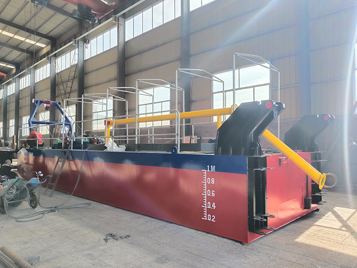 YSCSD200h Model Small Dredger Vessel 600 m3/h For Dredge Customizable Design