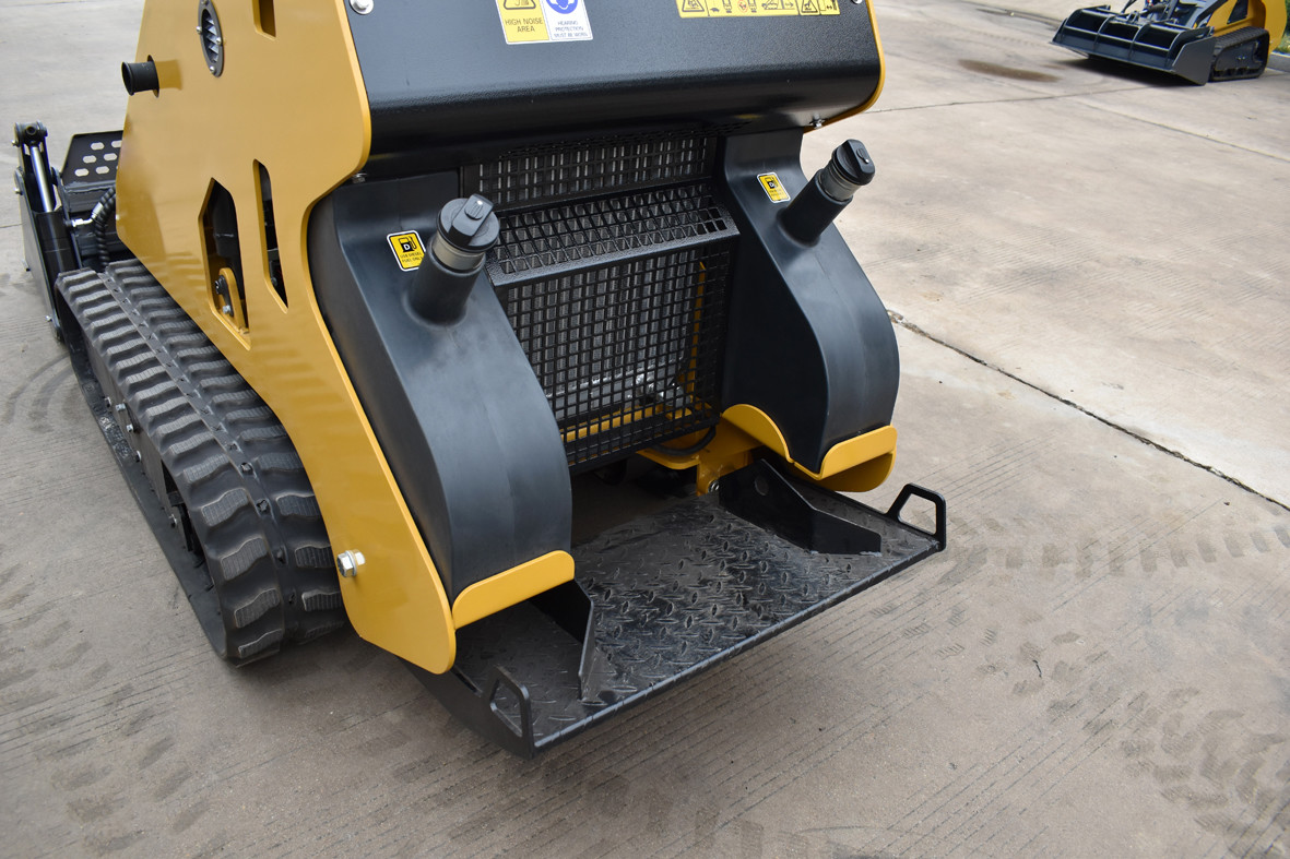50hpMultifunctional Mini Skid Steer Loader with Standard Bucket