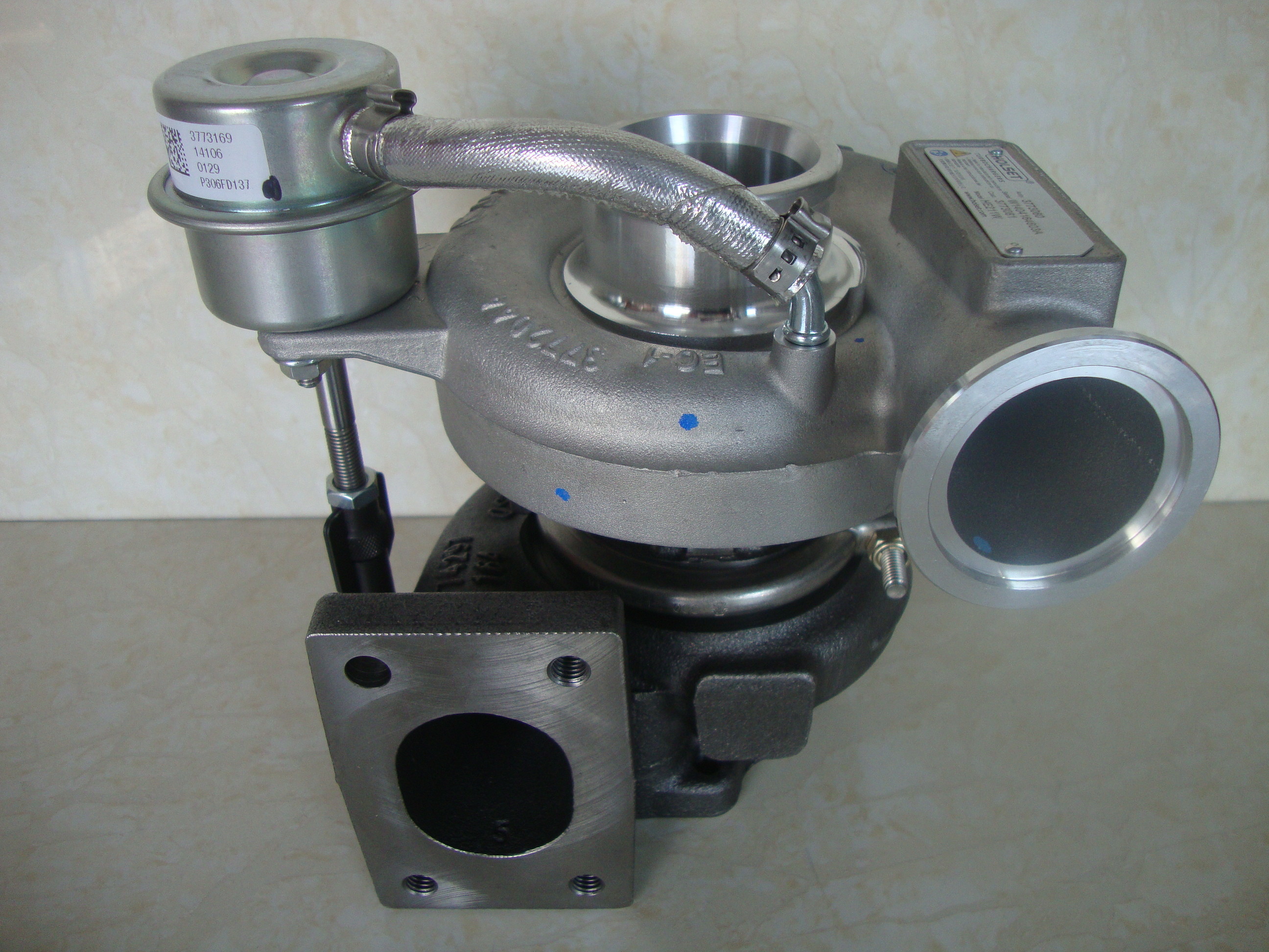 ISF2.8 Diesel Engine Spare Parts HE211W Standard Concrete Mixer Truck Turbocharger Assy 3773081 3773080