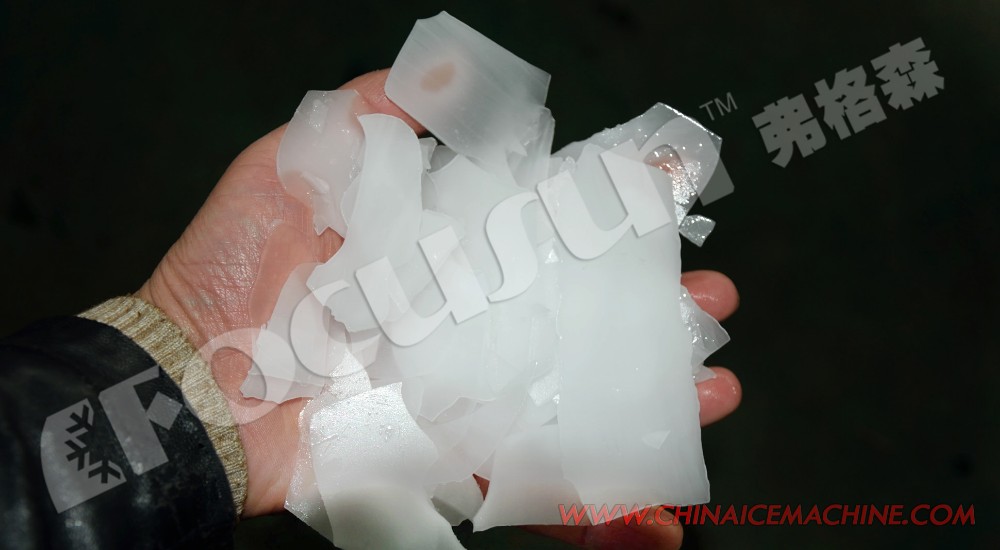 5 Ton Fresh Water Flake Ice Machine with Big Ice Size 40*40mm and PLC Core Components
