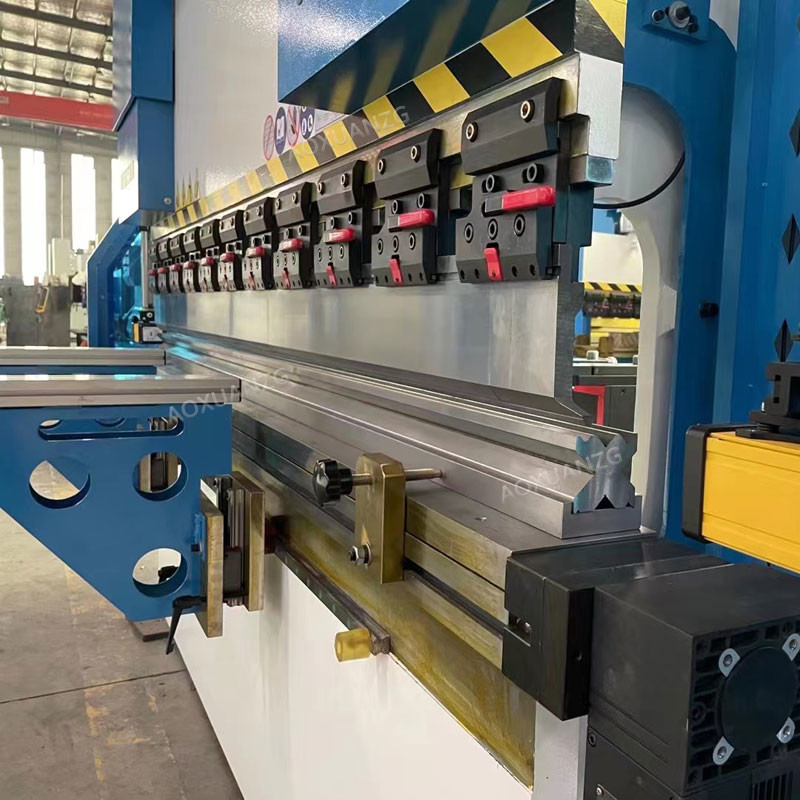 Hydraulic CNC Press Brake Machine WE67Y DA66T 8+1 Axis