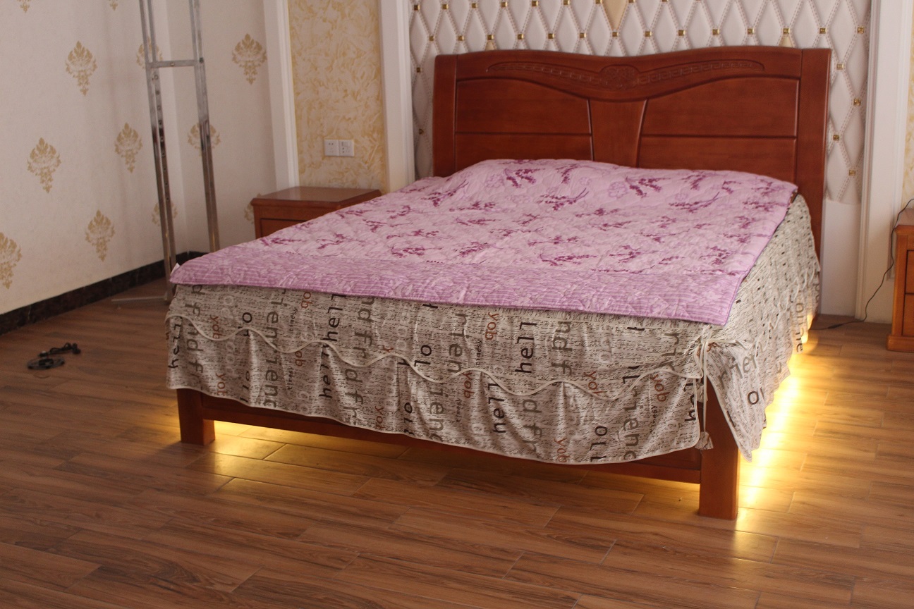 IP54 Under Bed Motion Sensor LED Strip With Automatic Shut Off Timer