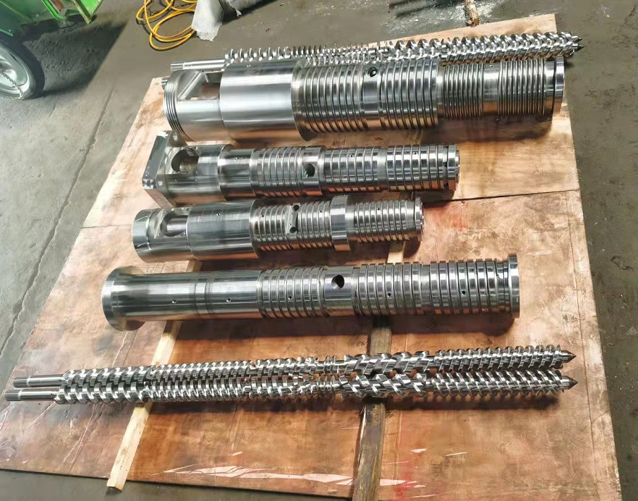 X800 Nitride Conical Twin Extruder Barrel To Process PVC PP PE LDPE HDPE PLA ABS