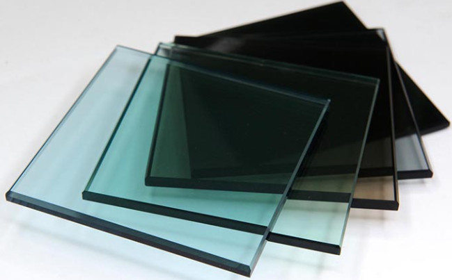 China Supplier Safety Tinted Glass with Thickness and Size Customized
