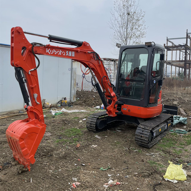 Kubota U35 excavator with excellent power durability and high efficiency Japanese Kubota U35 3.5ton small excavator