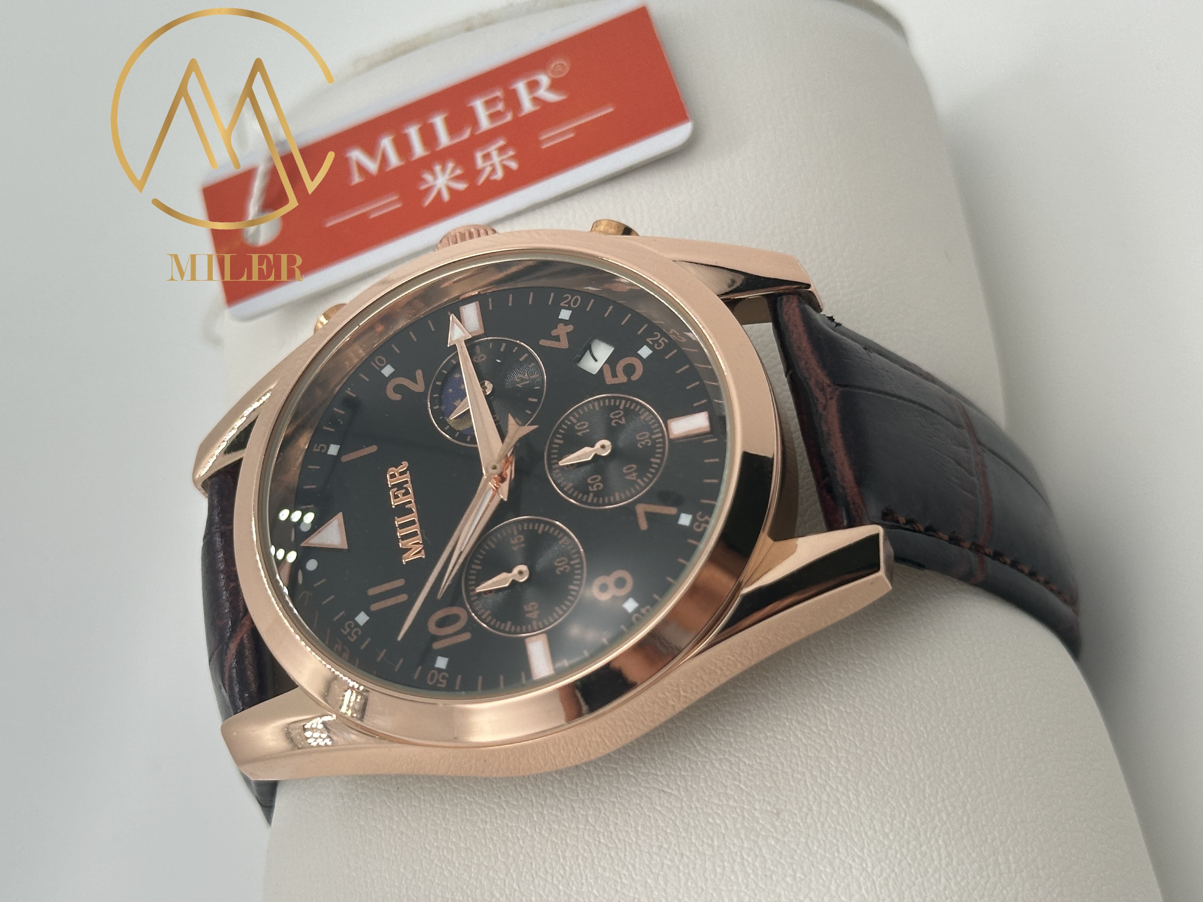 Fashion Men′S Watch Multi-Functional Business Waterproof Fashion Watch