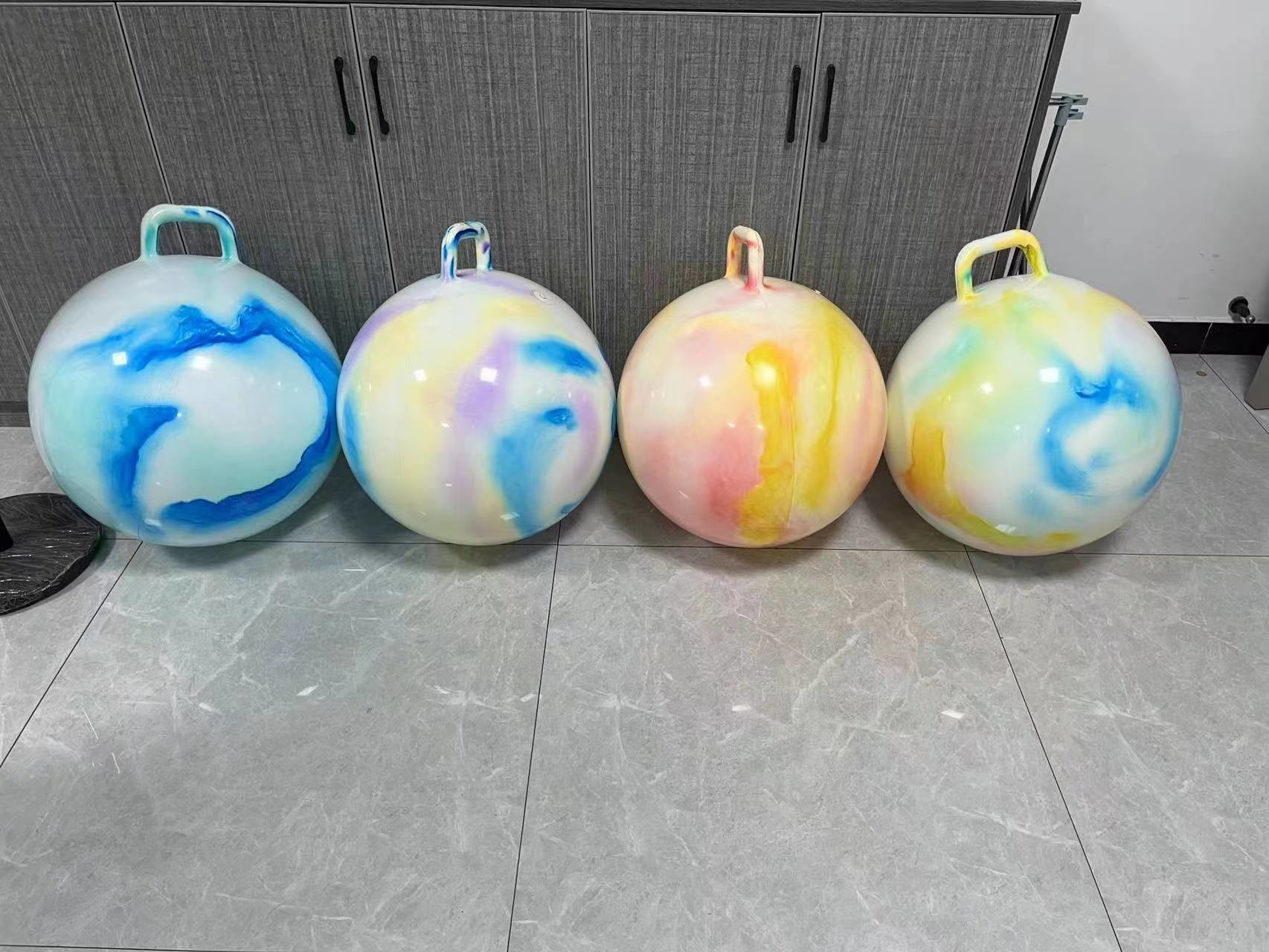 Hot selling high quality factory wholesale children's inflatable game entertainment jumping ball