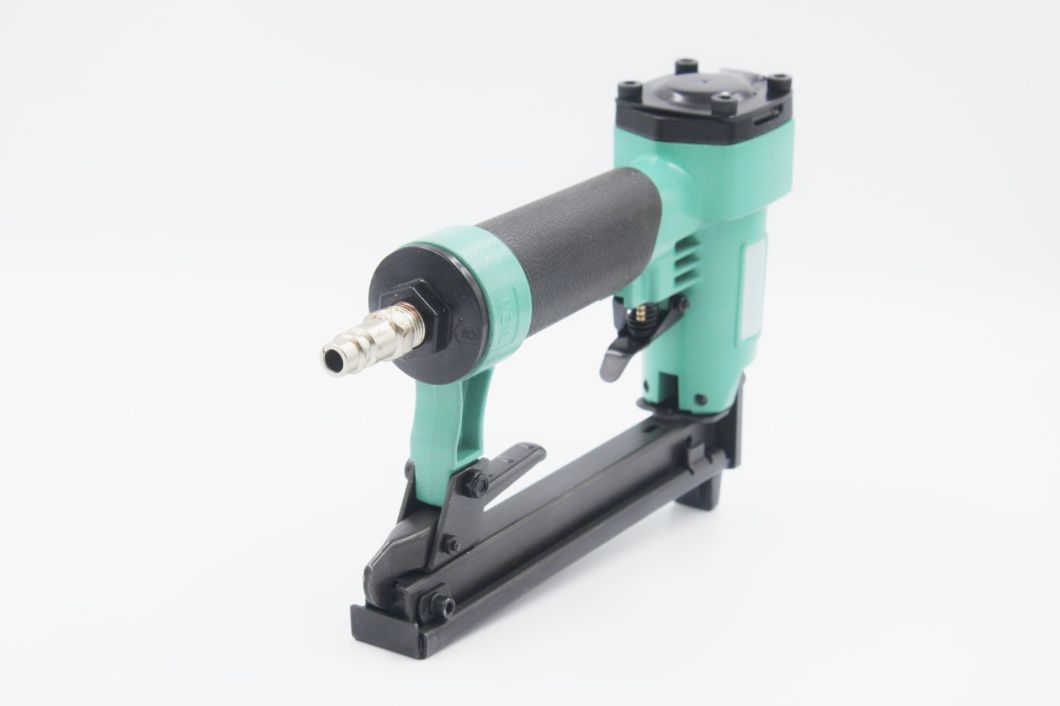 Durable 21 Gauge Fine Crown Air Pneumatic Staple Gun (Green) Air Stapler 8016 for Furniture Decoration