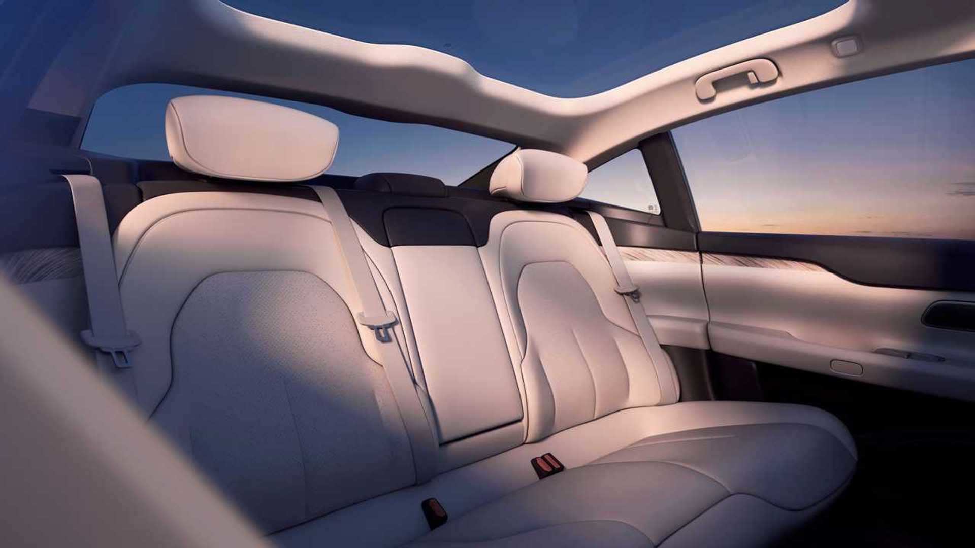 Luxury Secondhand Electric Cars Multi Function AWD Modern NIO ET7 Electric Car