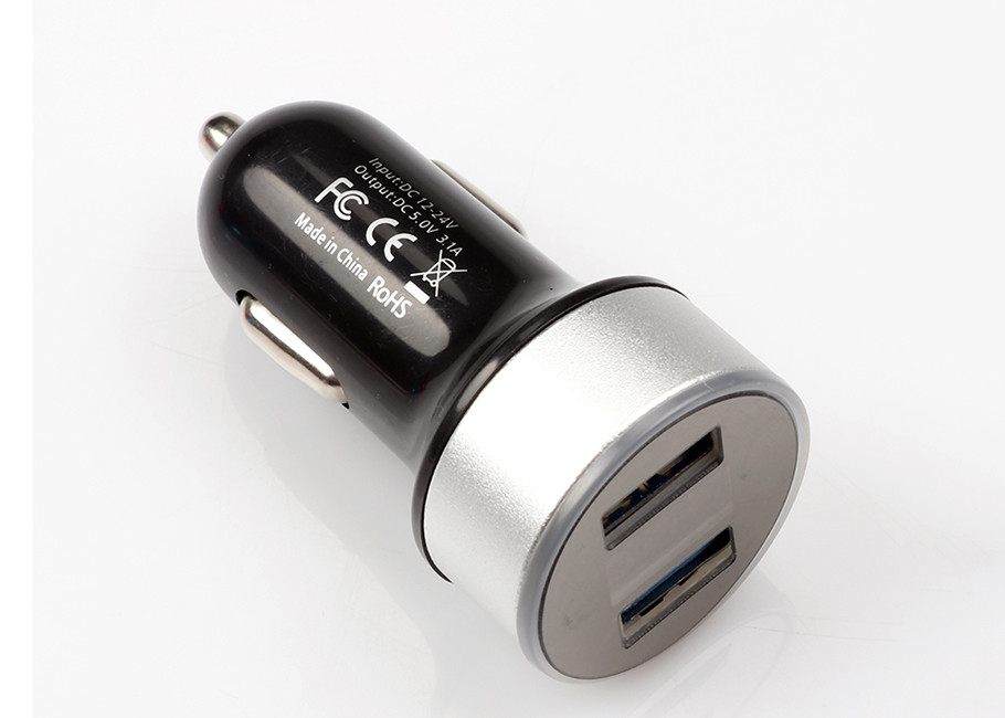 High Aluminum Alloy Car Phone Charger , PC Digital Display Dual 3.1A Mobile Phone Car Charger