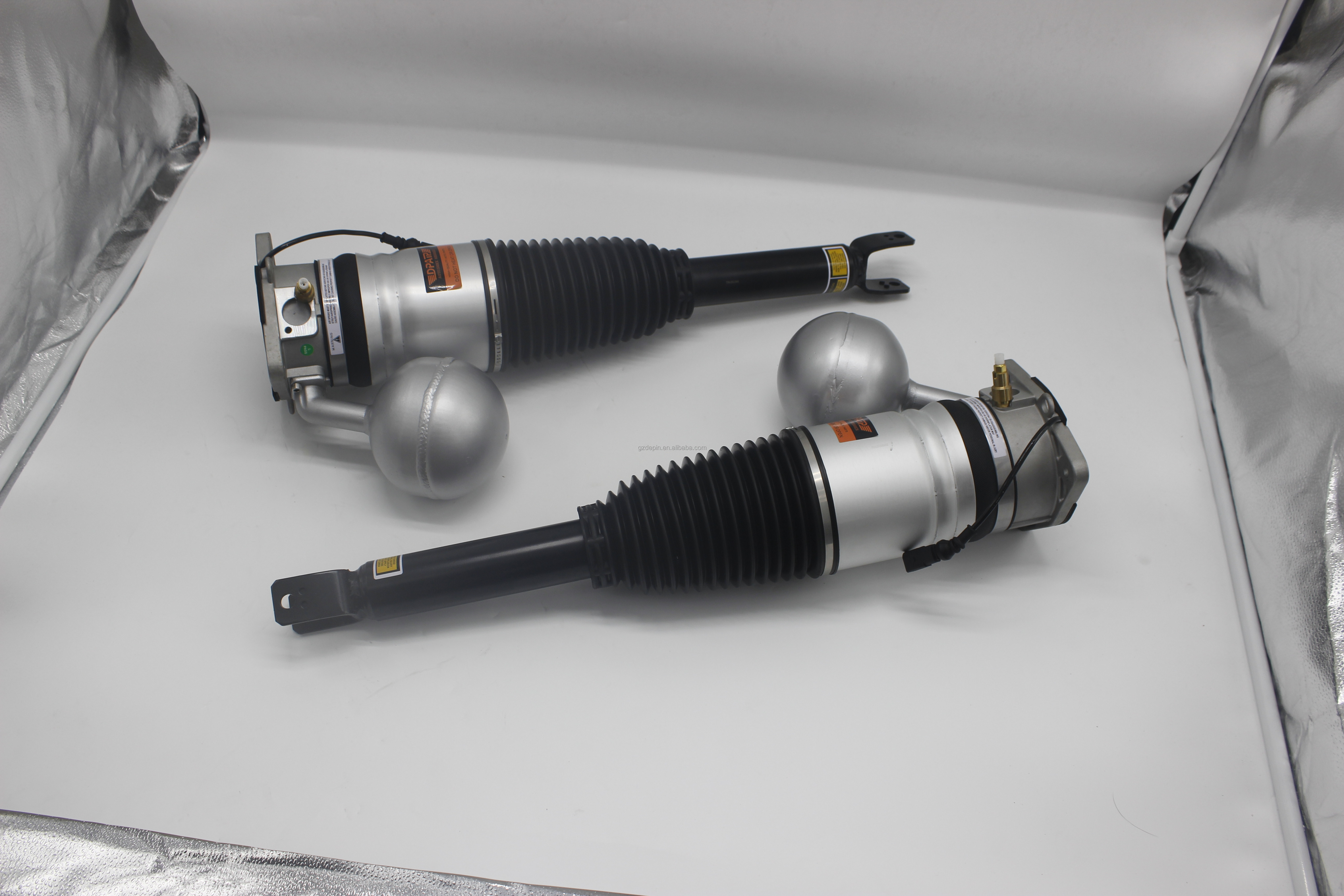 Rear Air Suspension Shock Absorber for Volkswagen Phaeton 3D0616001 3D0616002 19-218632