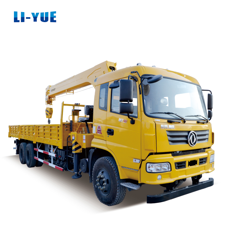 10 Ton Stiff Arm Mobile Truck Mounted Crane With 25 T.M Rated Lifting Moment