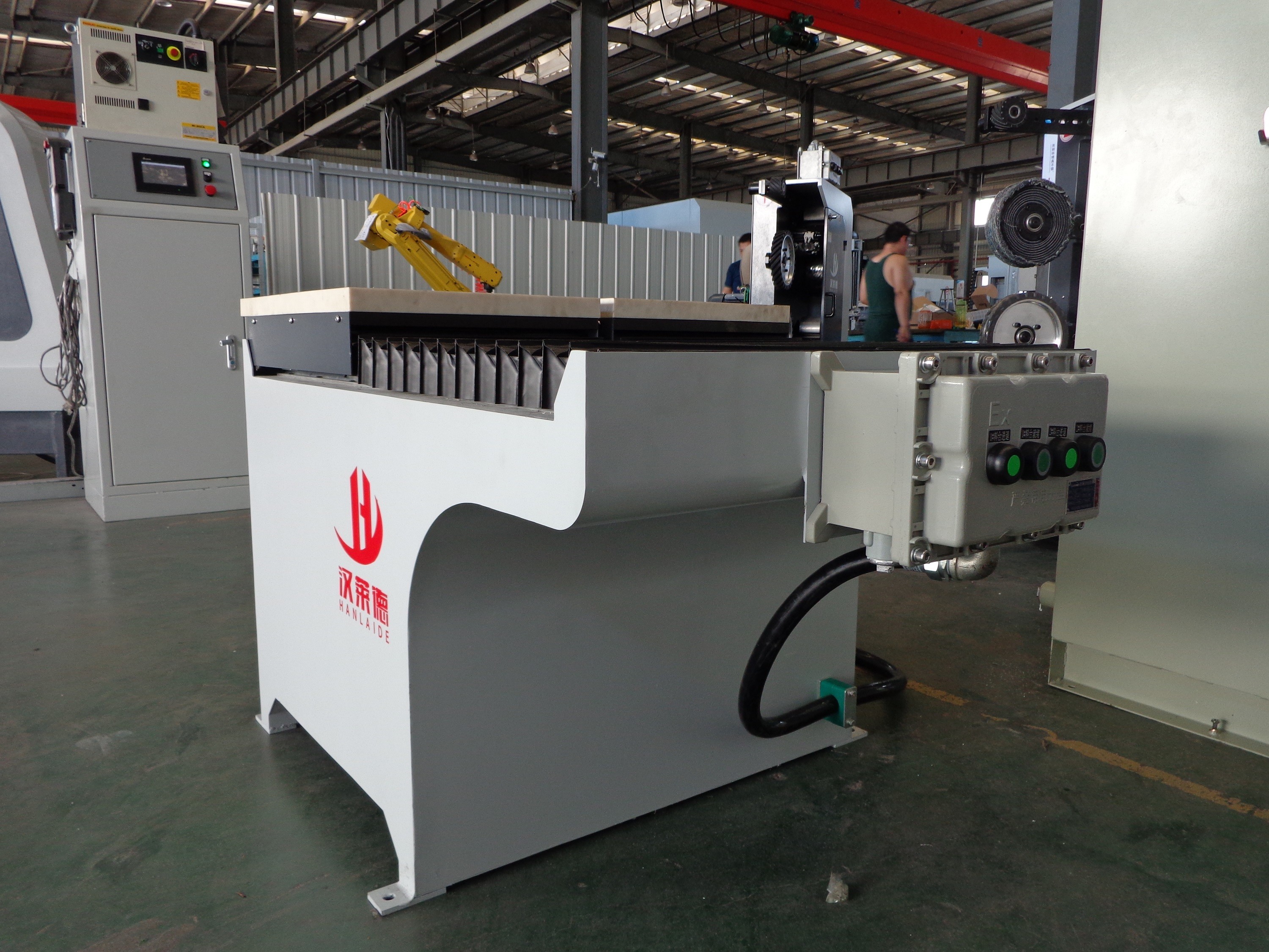 Rbt Fully-Automatic CNC Polishing And Deburring Robot For Door Plates, Door Handles, Hinges, Locks, All Metal Parts