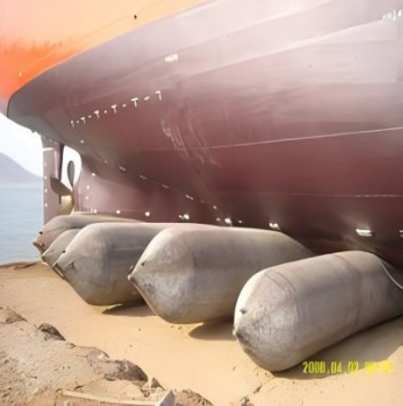 Marine Launching Pneumatic Airbags Essential Component For Ship Launching And Hauling