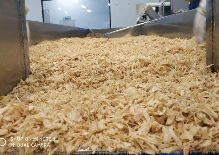 Clean Yellow Crispy Fried Onion Flakes For Sauces