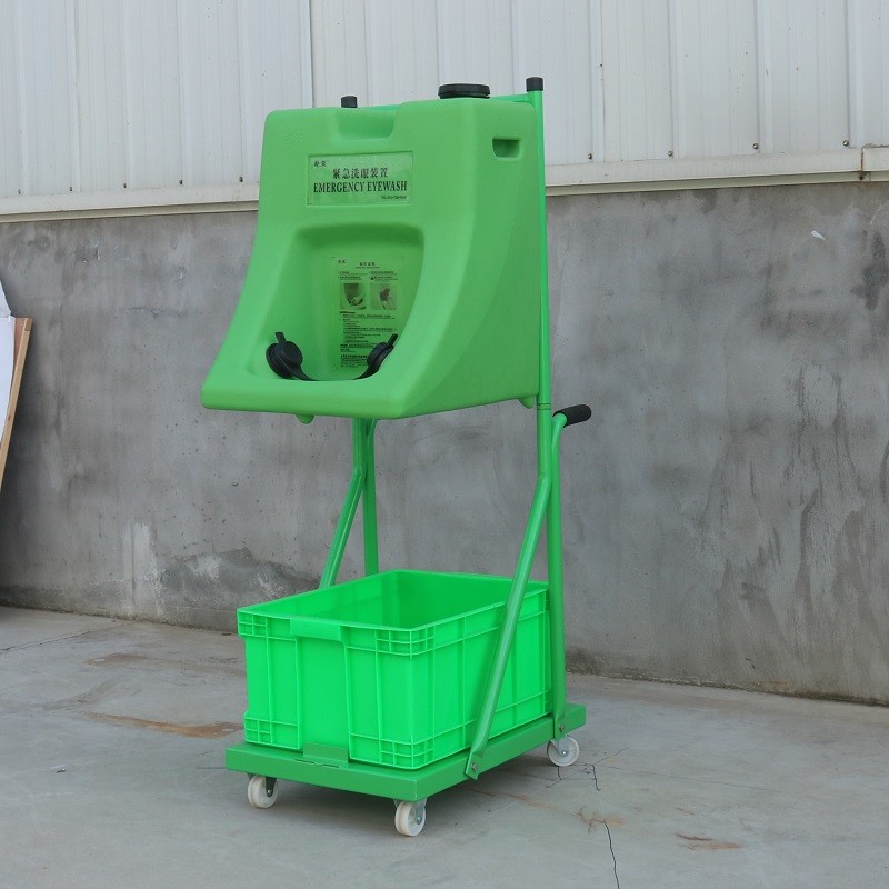 16 gallon Green Trolley portable eyewash emergency eyewash 60L ABS portable eye wash station, plastic emergency eye wash