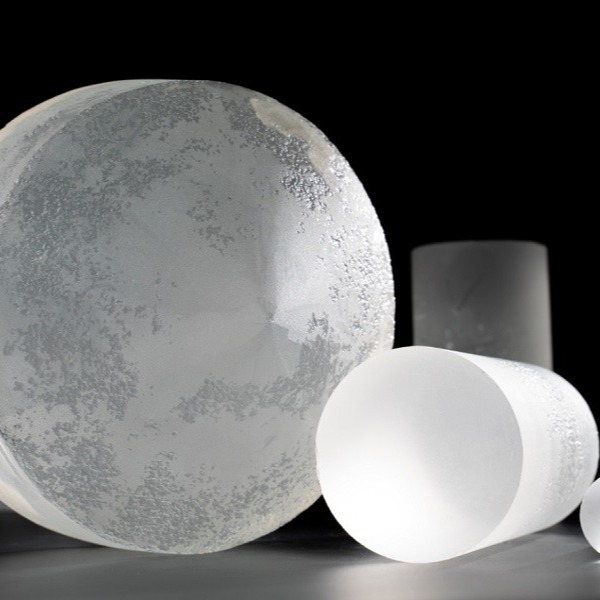 LiF Infrared Optics For Windows Prisms And Lenses In Visible And Infrared Range