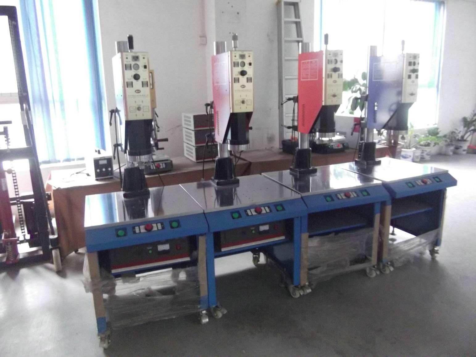 Rinco Ultrasonic Welding Machine , High Power 2600W Welding Machine 110v Or 220V