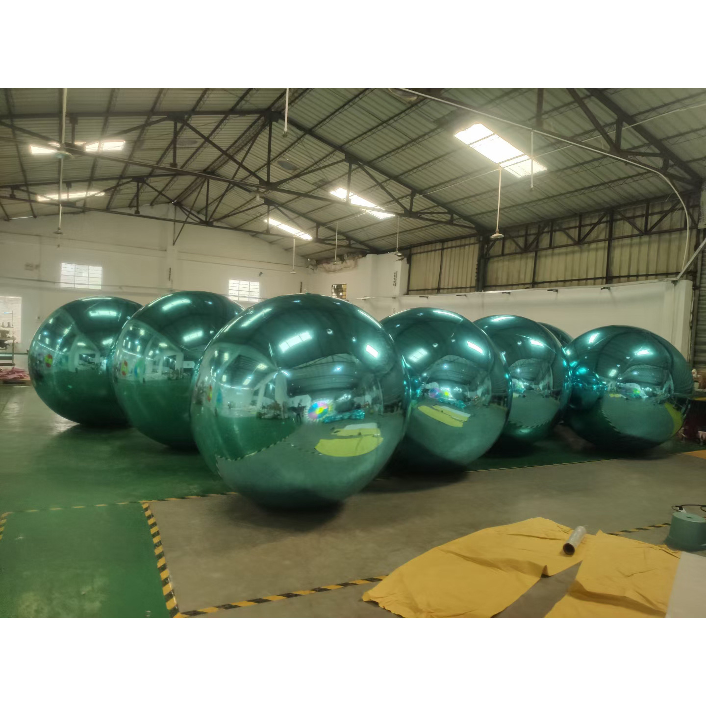 Party Inflatable Advertising Balloons Round Inflatable Mirror Balloon Silver