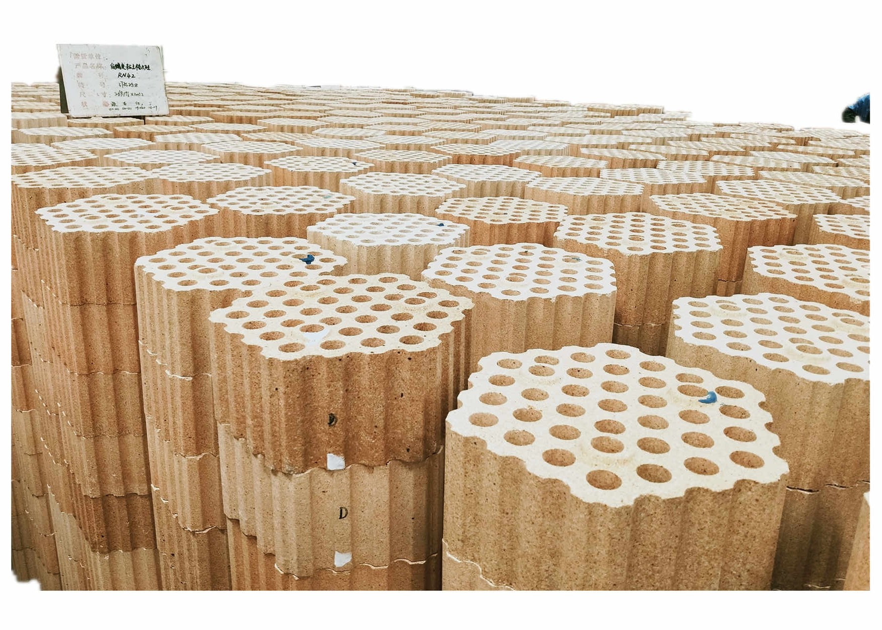 Anti Sliding Magnesite Brown Fused Alumina Oxide For Refractory