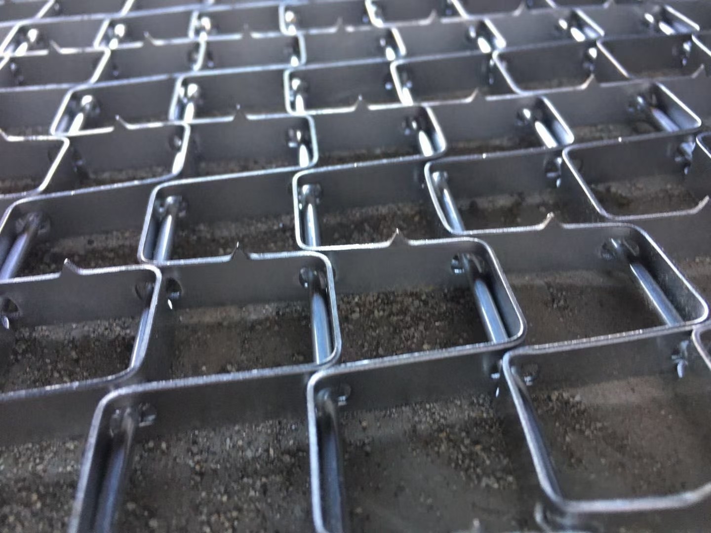 U Type Flat Wire Honeycomb Conveyor Belt 1.5mm Thickness