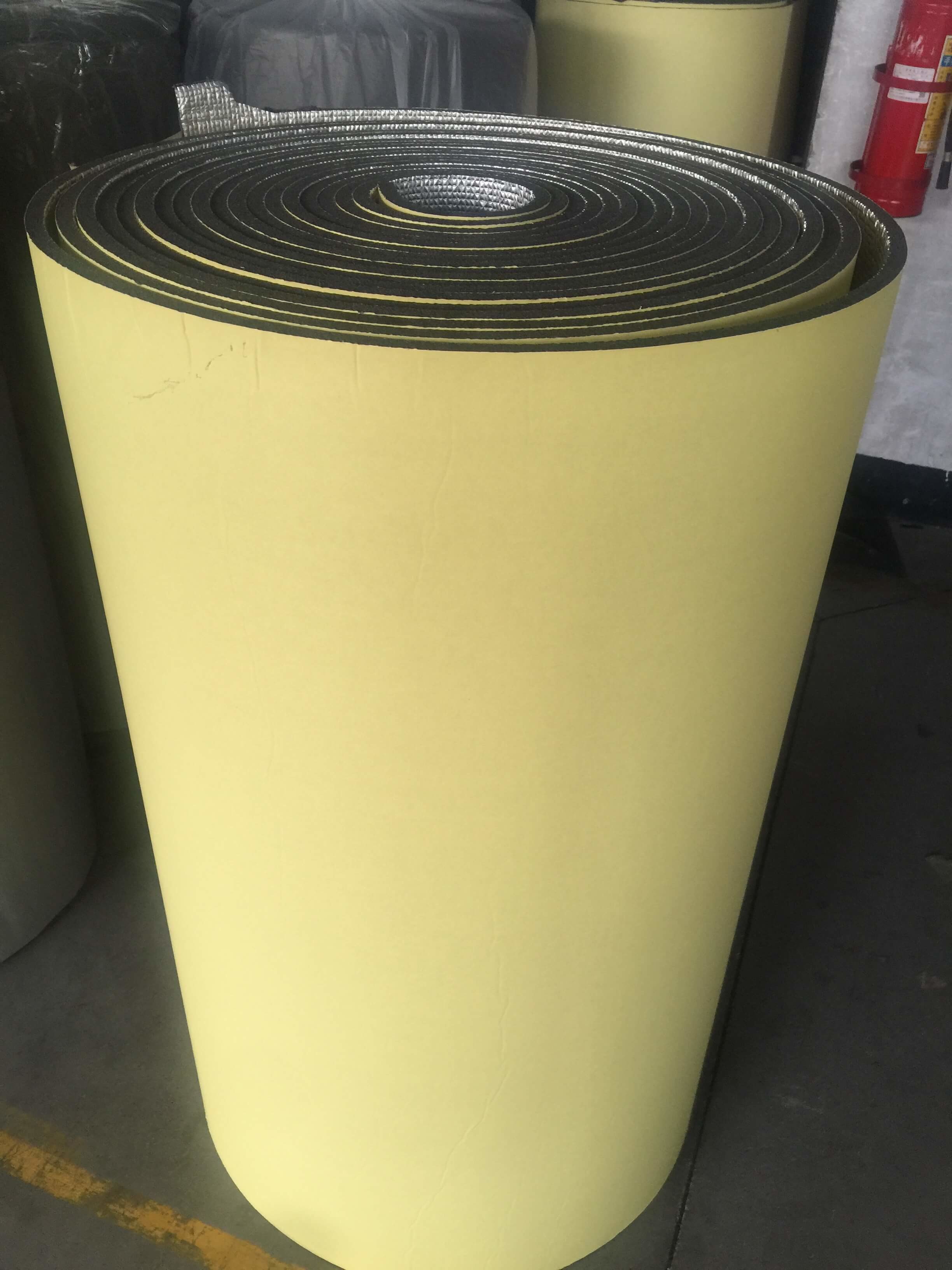 FR-XLPE HVAC Insulation Foam Backing Adhesive 96% Reflectivity High Safety