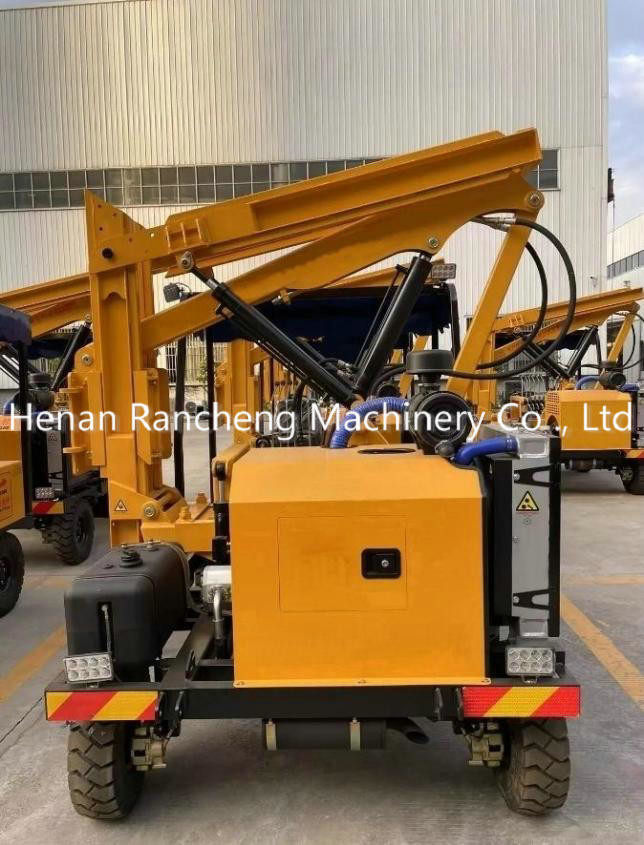 Solar Pile Driver With 39KW Engine For 170 Cm Depth And 2.8T Vehicle Weight