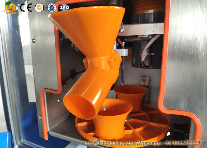 Freshly Squeezed Orange Juice Vending Machine Credit Card / Coins / Notes Acceptors