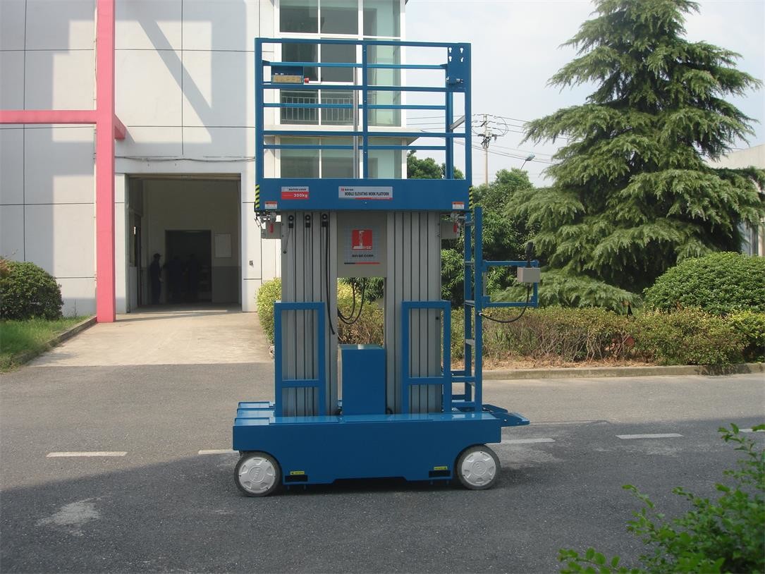 Self - Propelled Aluminum Work Platform 8m Platform Height Dual Mast