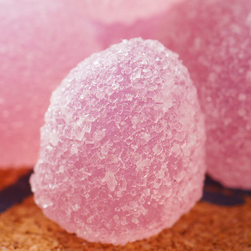 Grape Flavor Custom Gummy Candy , Gelatin Gummy Ball Candy In Bottle