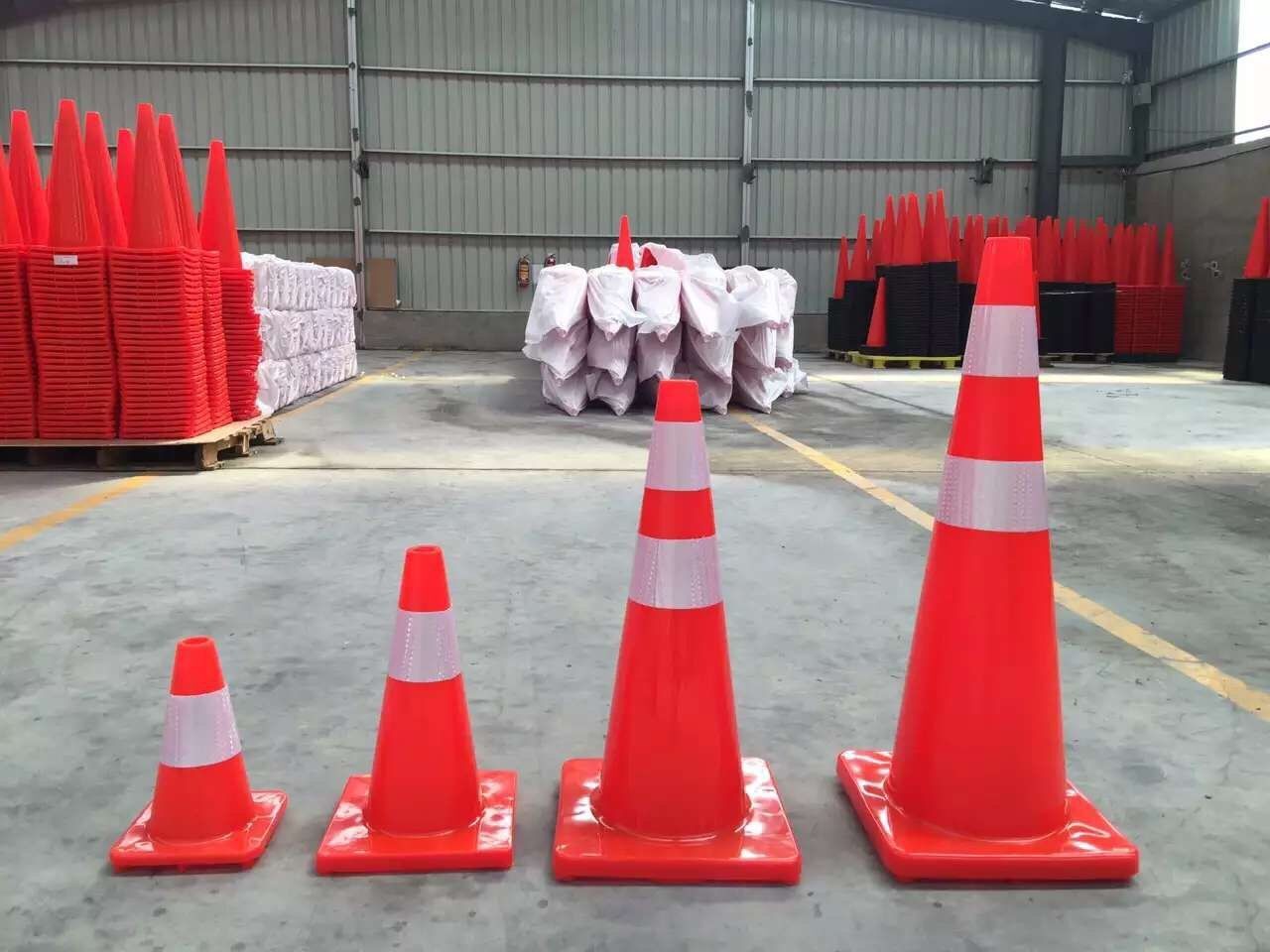 45cm 70cm 75cm Traffic Cone Road Safety Orange Safety Cones 30cm