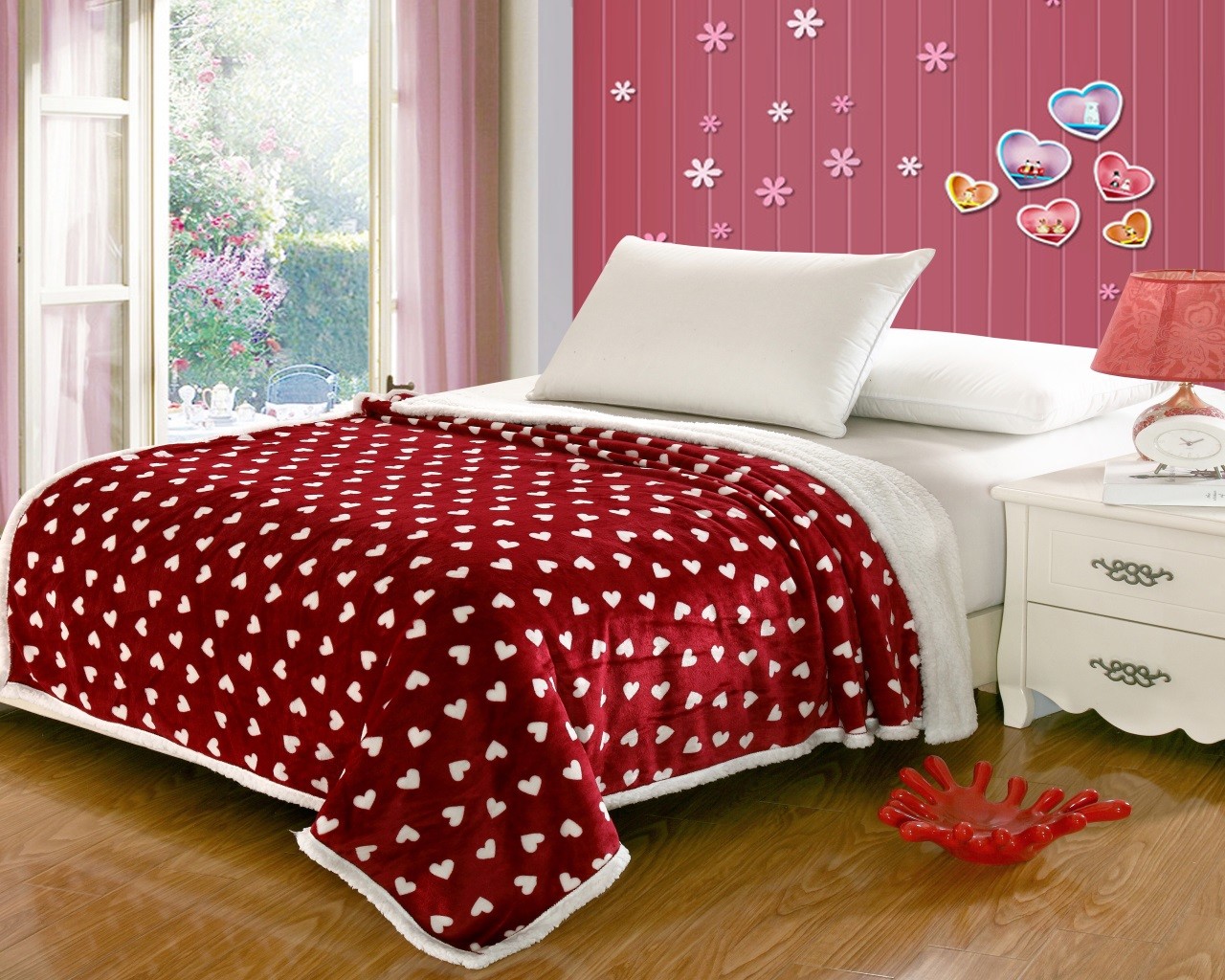 Double Layers Flannel Throw Blanket Oblong Shape Durable For Keeping Warm