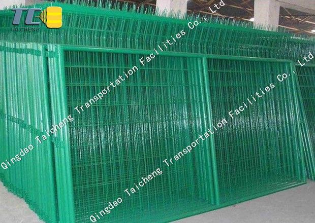 Barbed Wire Cattle Fence High Tensile Welded Twisted Security Barbed Wire Fencing