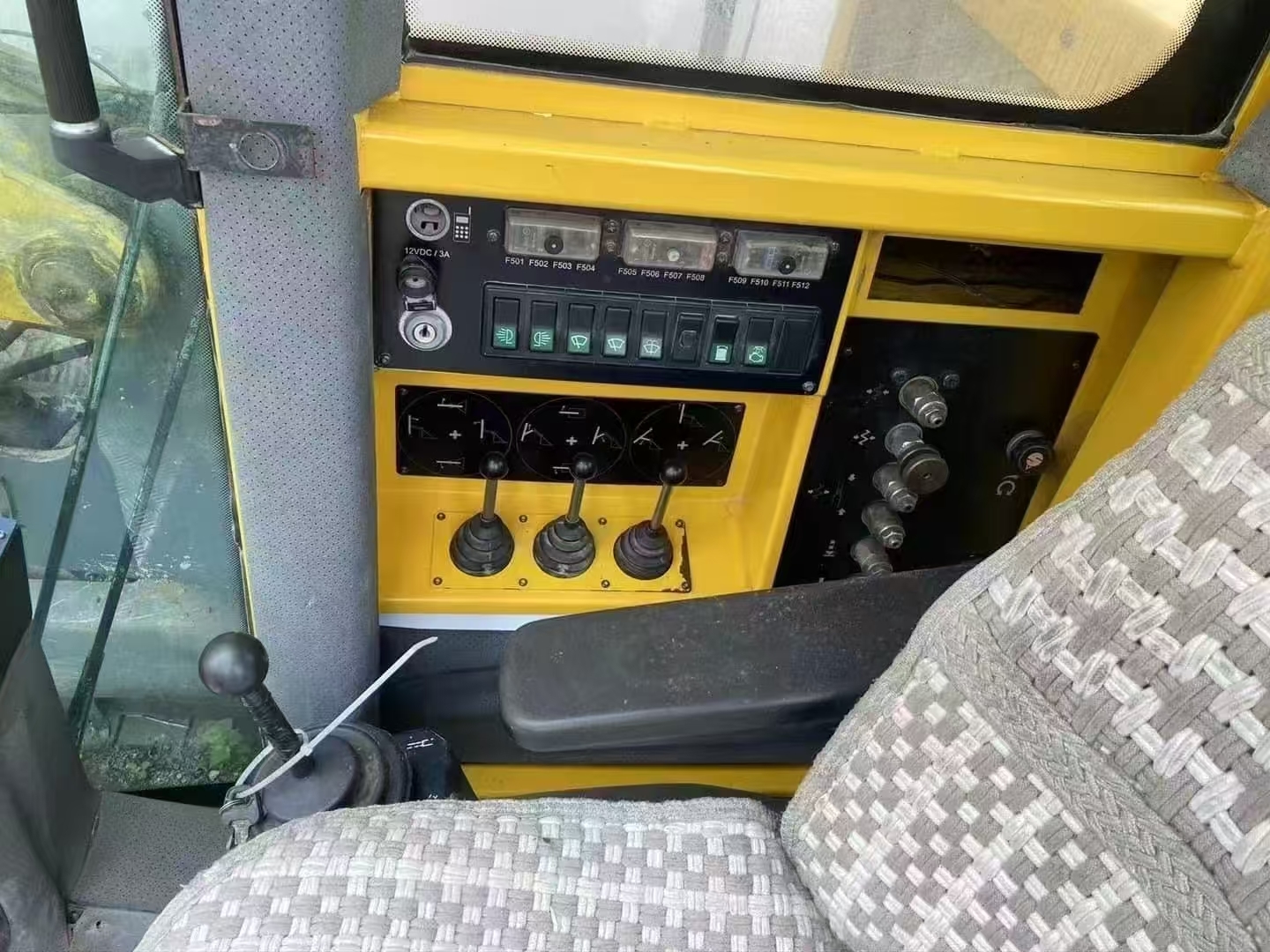 Used Atlas Copco ROC F9 Rock Drilling Rig for Sale | High-Quality Second-Hand Atlas Copco Drilling Machine