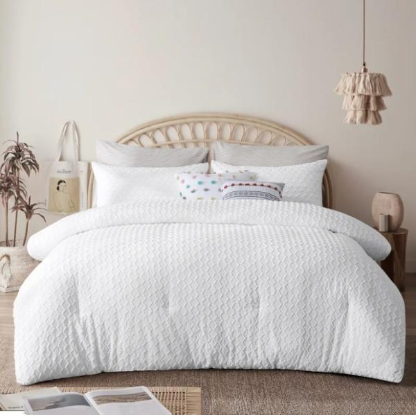 Quality Jacquard Tufted Cozy And Breathable Cotton Comforter Factory for sale