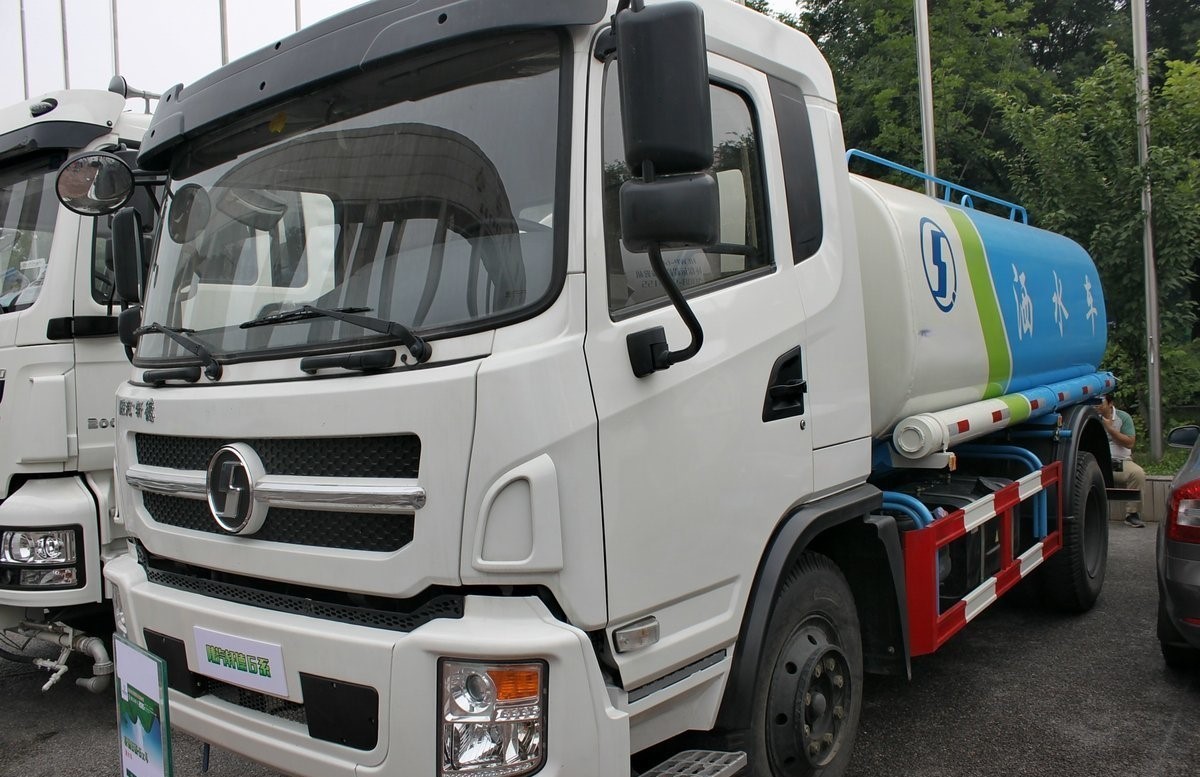 Brand New 6X4 Water Tanker Truck 12 Ton 20000 Liters Water Truck Capacity