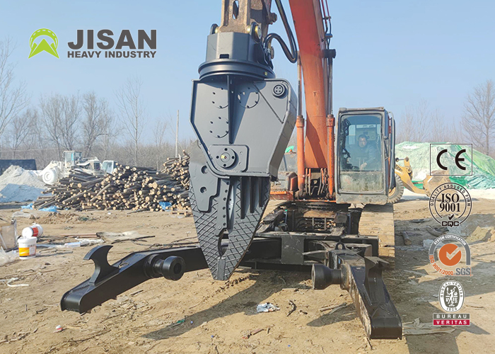 Dismantling Abandoned Containers Ships Hydraulic Rotating Pulverizer For Excavator