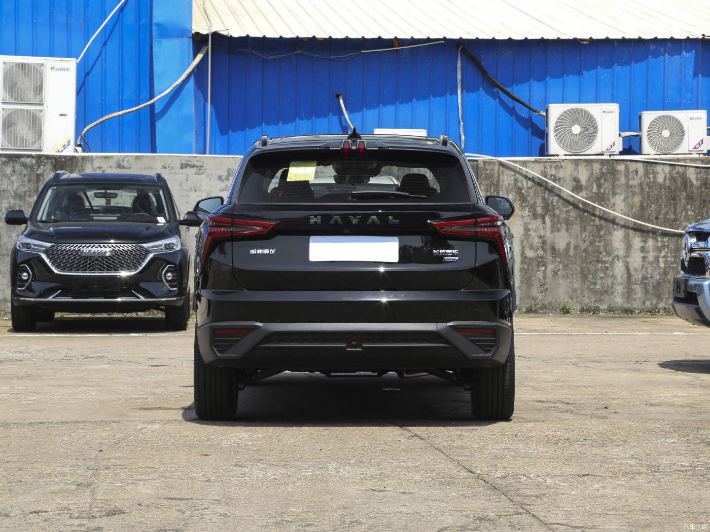 Custom Petrol Hybrid SUV Cars Automatic With 6.7L/100km Fuel Economy