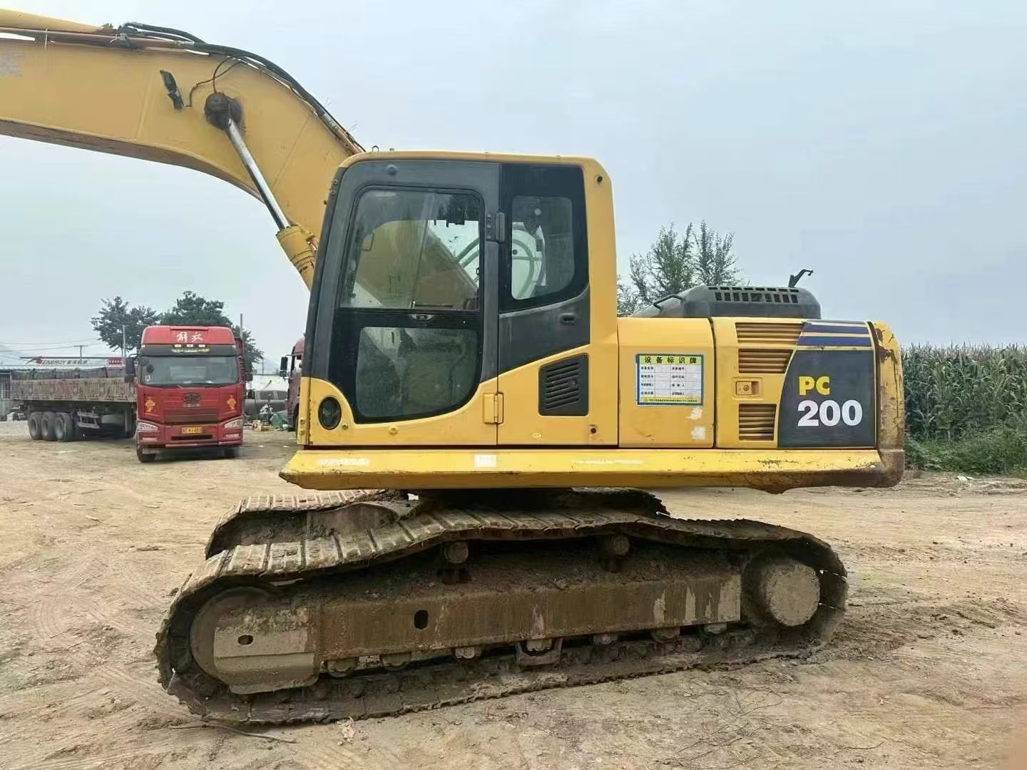 Original Japan Used Excavator Komatsu 200 For Mining And Construction