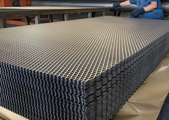 Carbon Steel Walkway Expanded Plate Mesh Perforated Metal