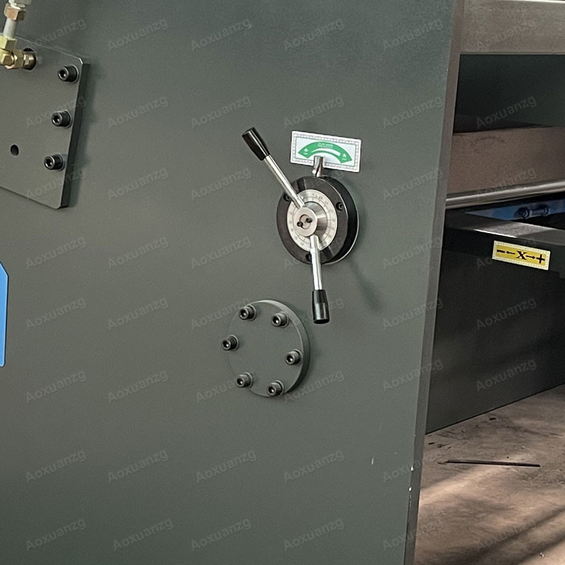 Manual Blade Gap Adjustment Swing Beam Metal Steel Hydraulic Shearing Machine With E21s Estun