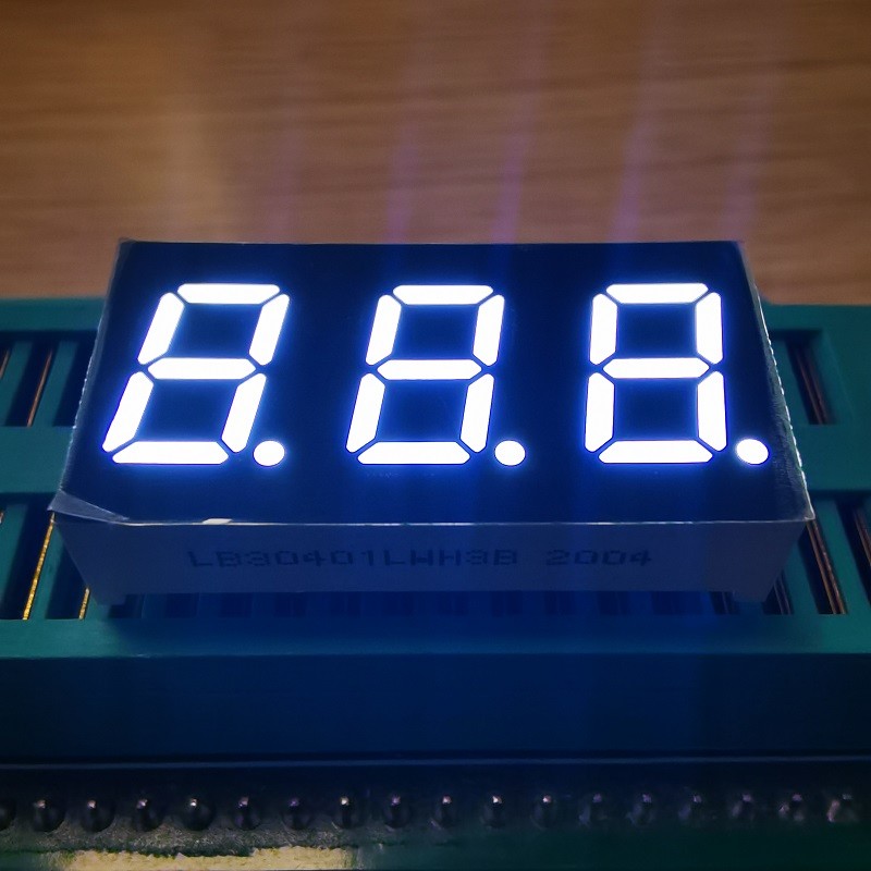 Triple Digit 0.4inch 7 Segment LED Display Ultra Bright White